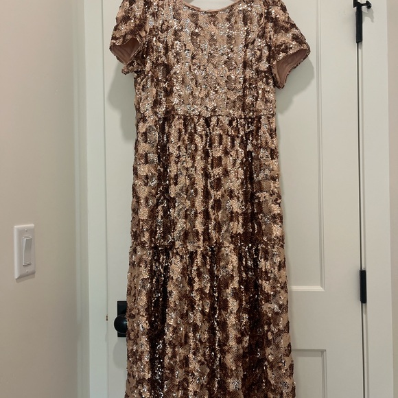 Anthropologie Maeve rose gold Sequin midi dress - Picture 2 of 5